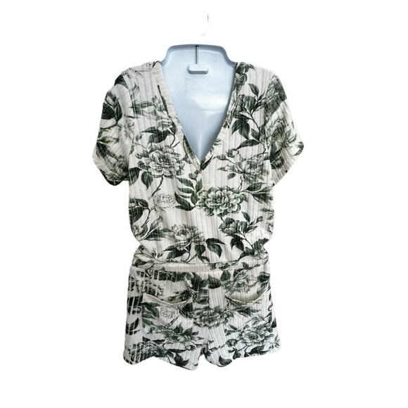 Chaser Pants - New Chaser Poor Boy Ribbed Double-V Shorts Romper Green/Ivory Topical Print M